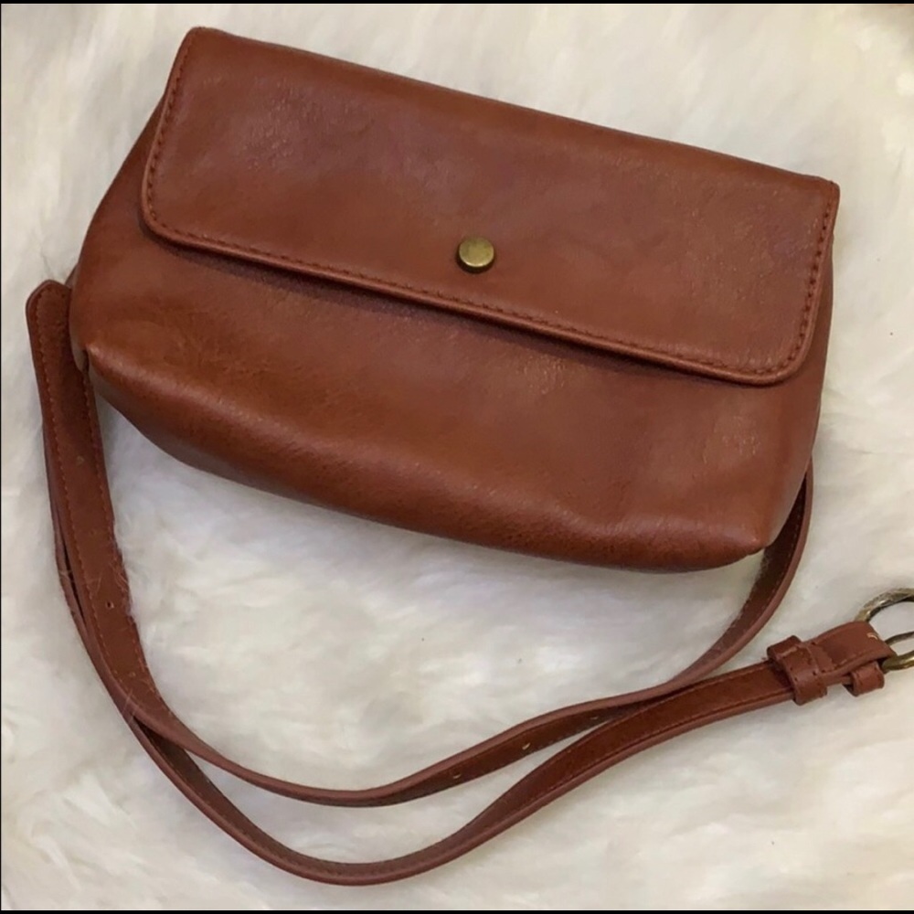 NWOT Universal Threads Belt Bag